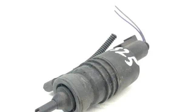Audi A4 S4 B7 8E 8H Windscreen/windshield washer pump