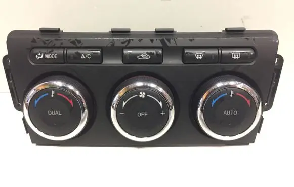 Mazda 6 Climate control unit GDN361190A T1013520U