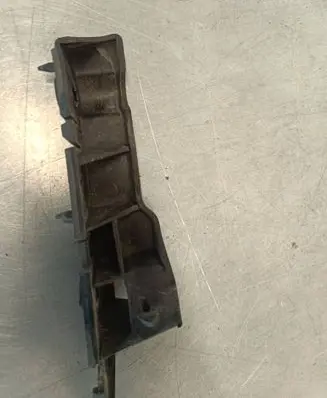 Audi A5 Sportback 8TA Front bumper mounting bracket 8T0807284C 15443