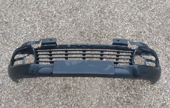 Renault Captur Front bumper lower grill 620842933R