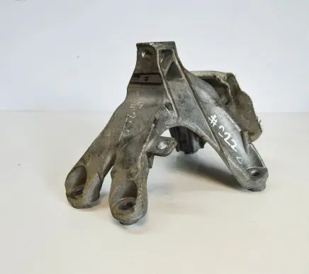 Audi A4 S4 B8 8K Engine mounting bracket 8K0199308BE