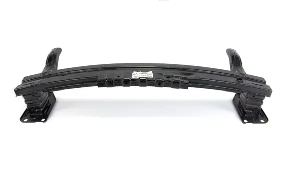 Hyundai i40 Front bumper cross member 