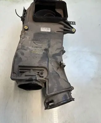 Infiniti Q50 Air filter box A6510901301