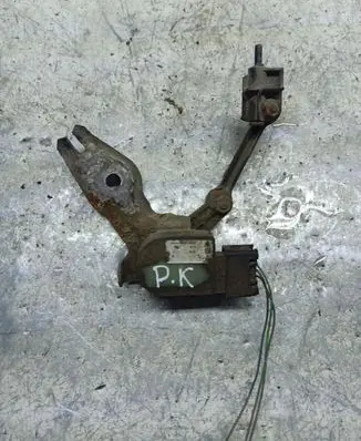 Volkswagen Touareg I Headlight/headlamp level sensor 