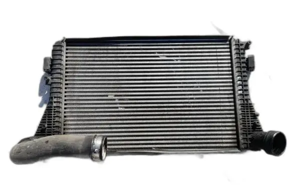 Volkswagen Touran I Intercooler radiator