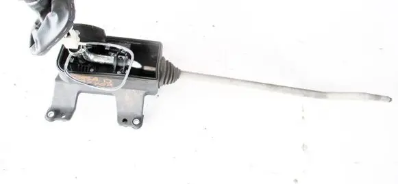 Opel Corsa D Gear selector/shifter in gearbox 