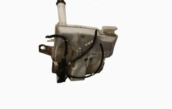 Ford Focus Windshield washer fluid reservoir/tank BV6117B6113A