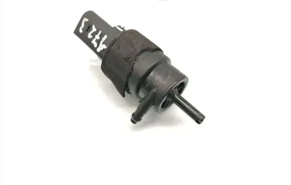 Audi A5 8T 8F Windscreen/windshield washer pump 8K5955647