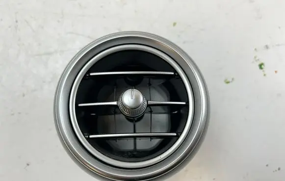 Mercedes-Benz GLC X253 C253 Dash center air vent grill A2058303900