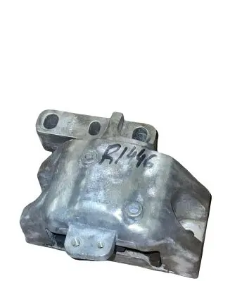 Volkswagen Golf IV Engine mounting bracket 170199262BN