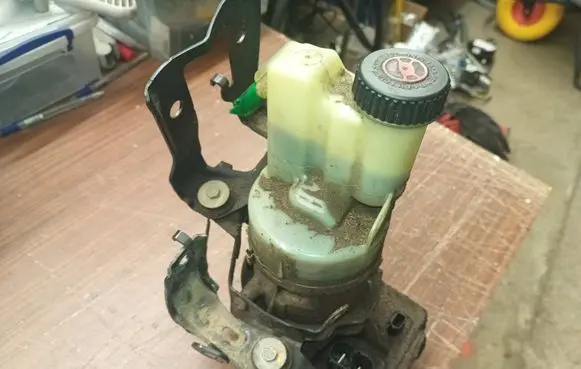 Renault Master III Electric power steering pump 491103543R