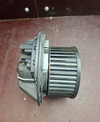 Mercedes-Benz B W245 Heater fan/blower A1698201342 982484R 0041093