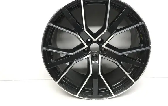 Audi Q7 4M R22 alloy rim 4M0601025CP