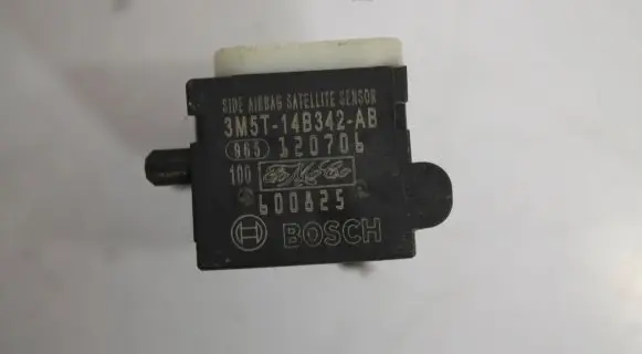 Ford Focus Airbag deployment crash/impact sensor 3M5T14B342AB 120706 600825
