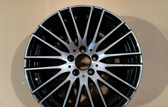 R18 alloy rim