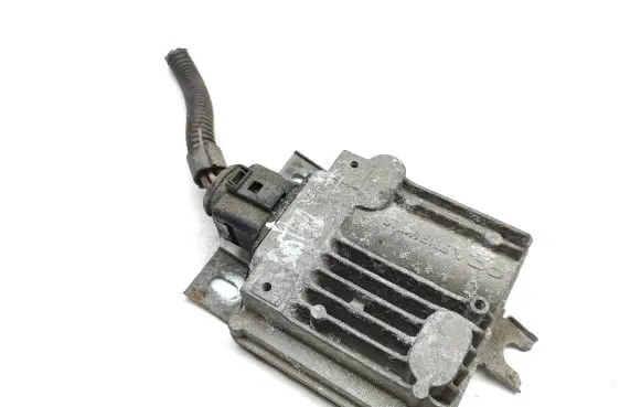 Volkswagen Touareg II Fuel injection pump control unit/module 7P0906093 01950613 A2C53355730