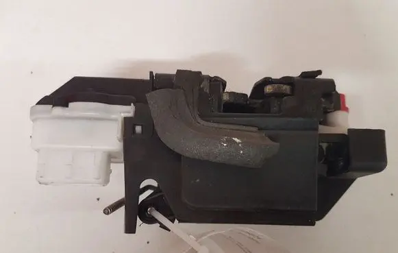 Peugeot 607 Rear door lock
