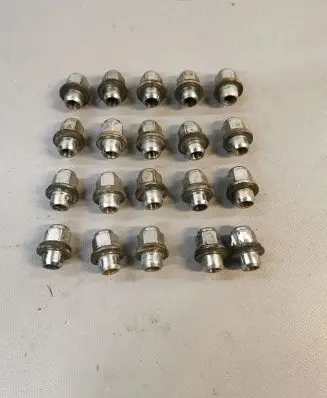 Toyota Auris E180 Nuts/bolts 