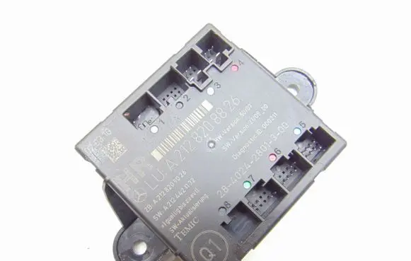 Mercedes-Benz E W212 Door control unit/module A2128208826