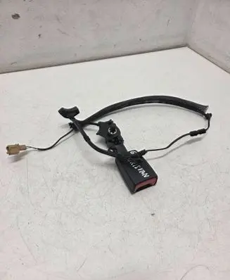 Volkswagen Golf Sportsvan Rear seatbelt buckle 510857754F 01072020