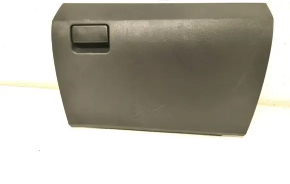 Toyota Avensis T270 Glove box 5555005120