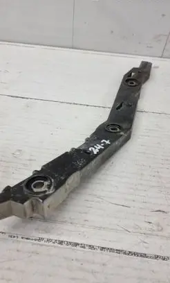 Citroen C4 I Picasso Front bumper mounting bracket 9656671080