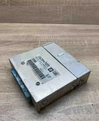 Opel Astra F Engine control unit/module ECU 16204729 BLAT