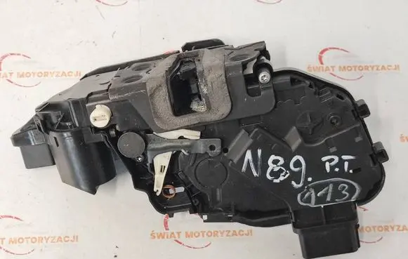Jaguar XF X250 Rear door lock 8X2A26412AC