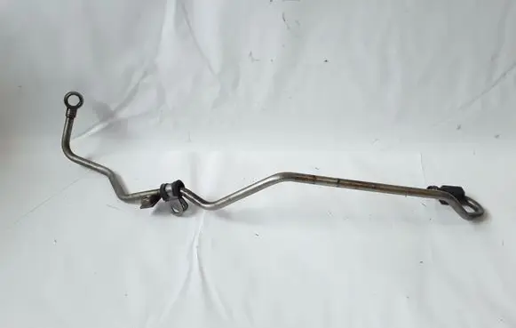 Volkswagen PASSAT B7 Turbo turbocharger oiling pipe/hose NOCODE