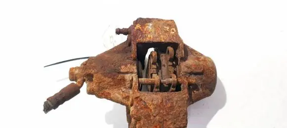 Lexus IS 200-300 Rear brake caliper