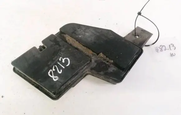 Vacuum air tank