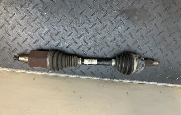 BMW 5 E60 E61 Front driveshaft 7570269 7529389
