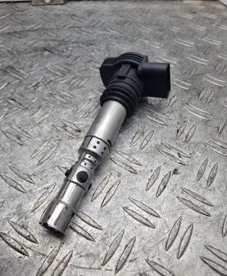 Audi TT Mk1 High voltage ignition coil 06A905115D