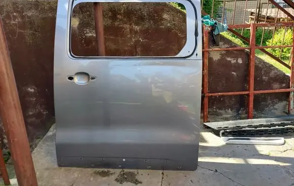 Toyota Proace Side sliding door