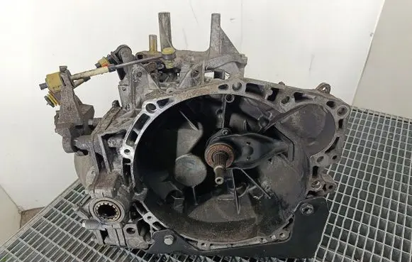 Peugeot 407 Manual 6 speed gearbox 20MB02