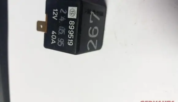 Audi A6 S6 C5 4B Other relay 443919578