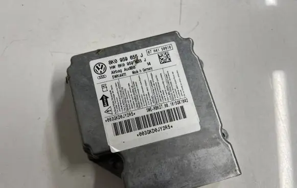 Audi A4 S4 B8 8K Airbag control unit/module 8k0959655j 5wk4411