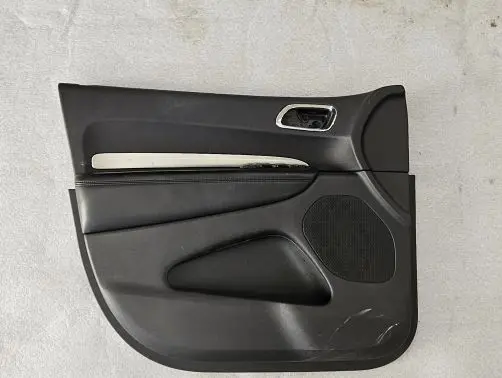 Dodge Durango III Front door card panel trim 6CV792X9AC