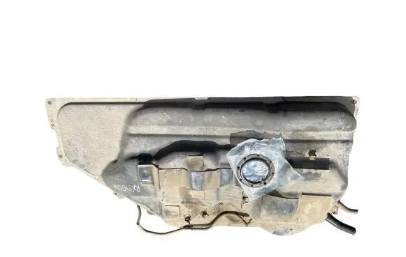 Lexus RX 450H Fuel tank 