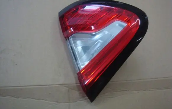 Renault Captur Tailgate rear/tail lights