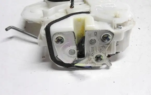 Mitsubishi ASX Loading door lock 7407A36t8
