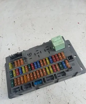Mini One - Cooper R50 - 53 Fuse module 518030317 024816170701 1509011