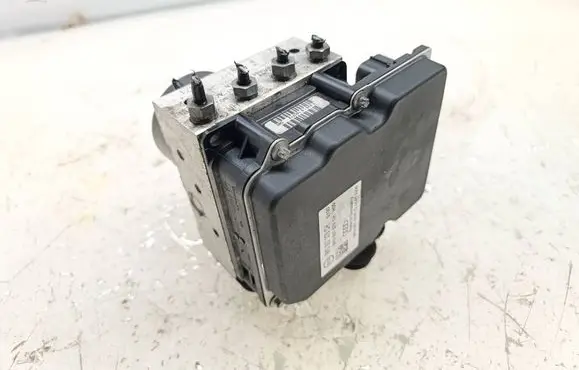 Audi A5 Sportback 8TA ABS Pump 8K0907379CH 00452306 8K0614517GH