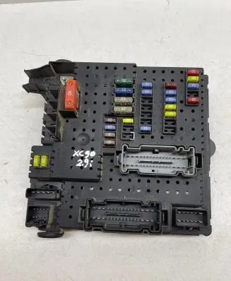 Volvo XC90 Fuse module 8676391 00004800789 12217799