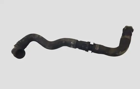 Volvo V40 Engine coolant pipe/hose