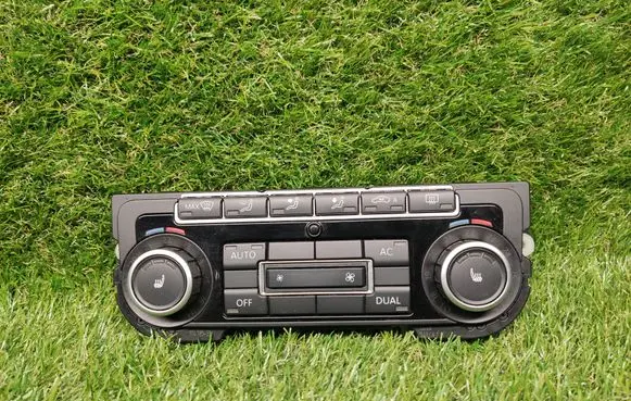 Volkswagen PASSAT B6 Climate control unit 5K0907044BT 5HB00974641