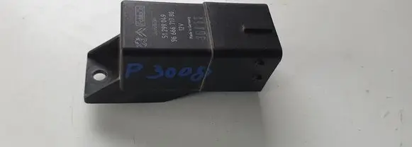 Peugeot 3008 I Glow plug pre-heat relay 9666671780 51299049