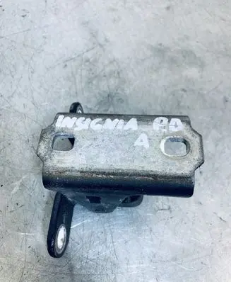 Opel Insignia A Front door lower hinge A046574