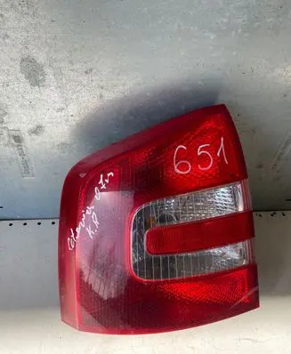 Skoda Octavia Mk2 (1Z) Rear/tail lights 1z9945095