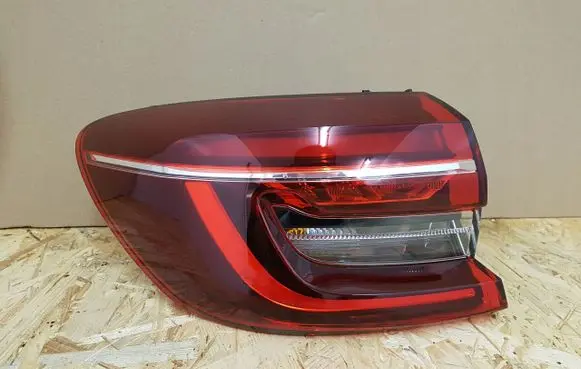 Renault Clio V Headlights/headlamps set 